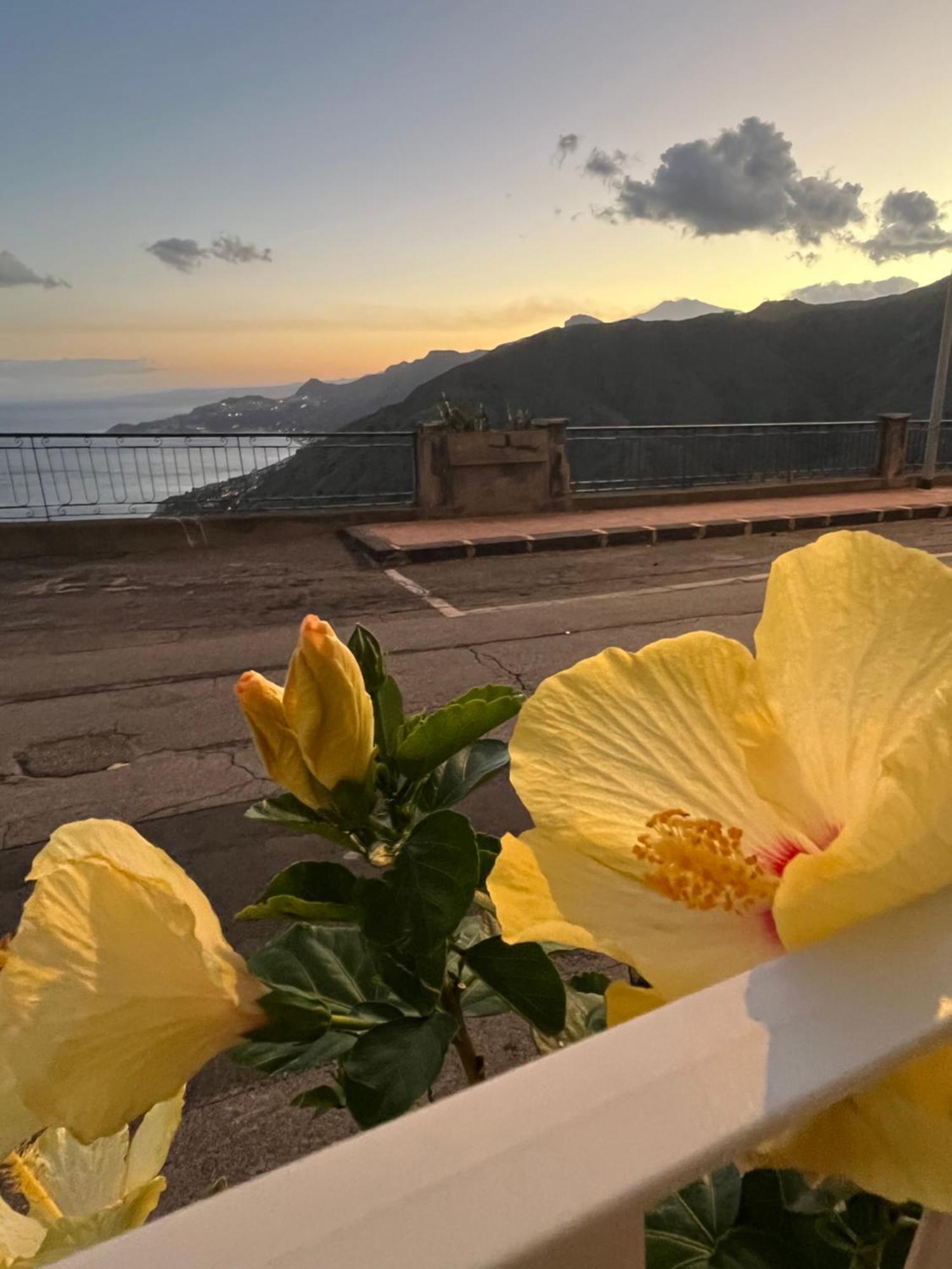 Casanima Vista Incantevole Vicino Taormina Forza d'Agro Ngoại thất bức ảnh